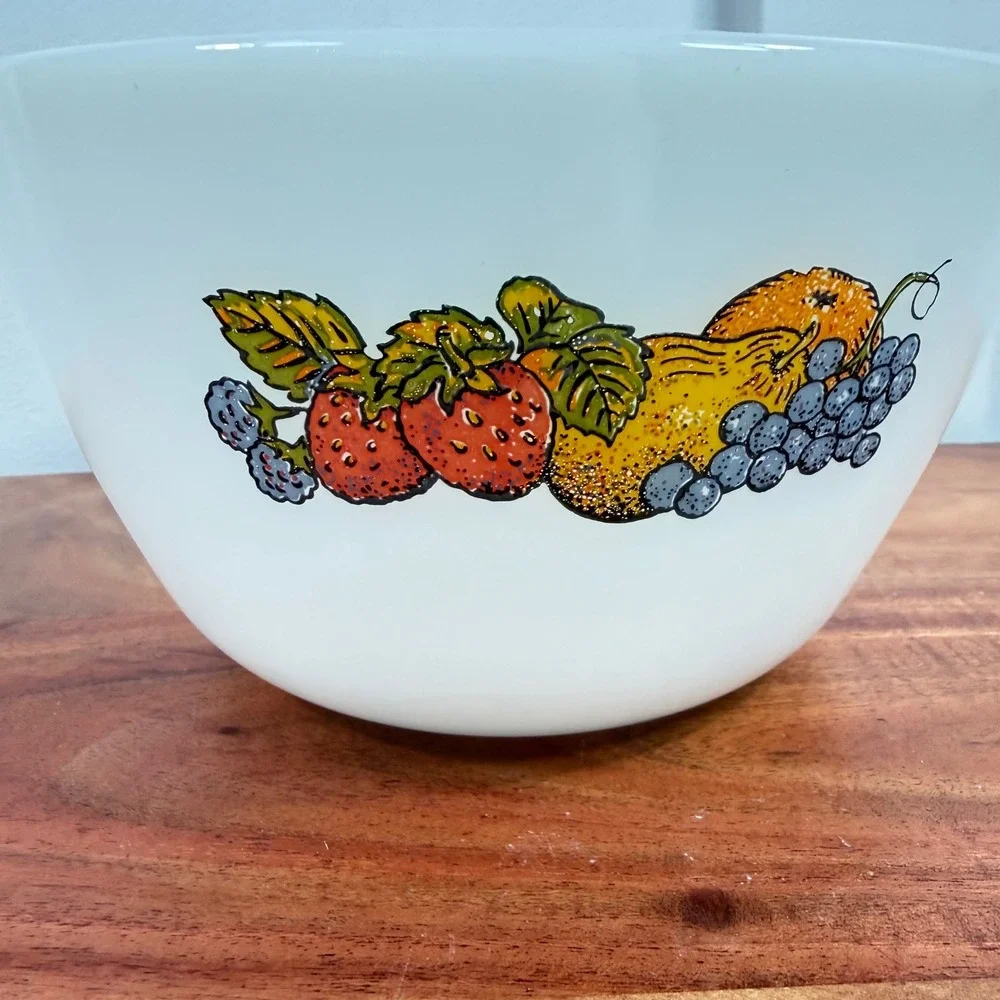 Anchor Hocking Fire-King Milk Glass‎ Fruit Bowl Spout Handle White Vintage USA